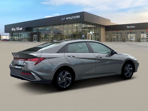 New 2026 Hyundai Elantra Sport FWD image 8