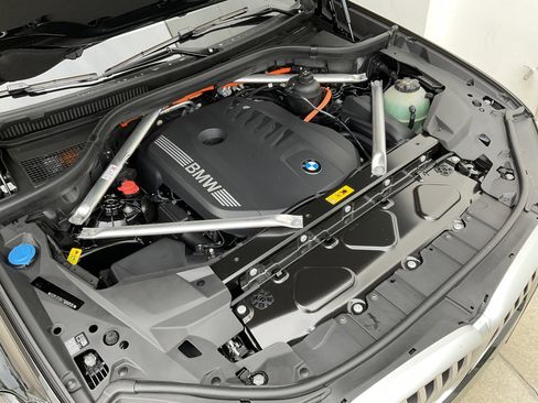 New 2026 BMW X5 xDrive50e w/ M Sport Package image 37