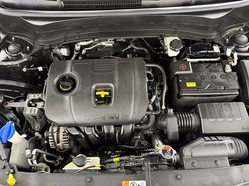 Used 2021 Kia Seltos LX image 28