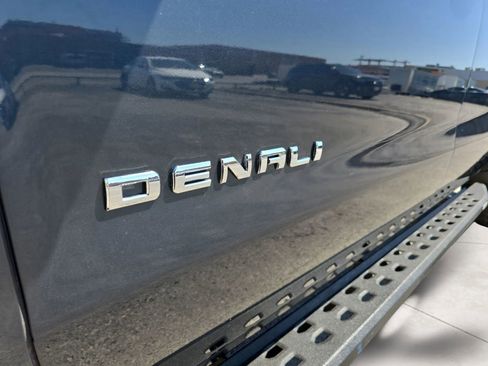 Used 2017 GMC Sierra 1500 Denali AWD/4WD image 12