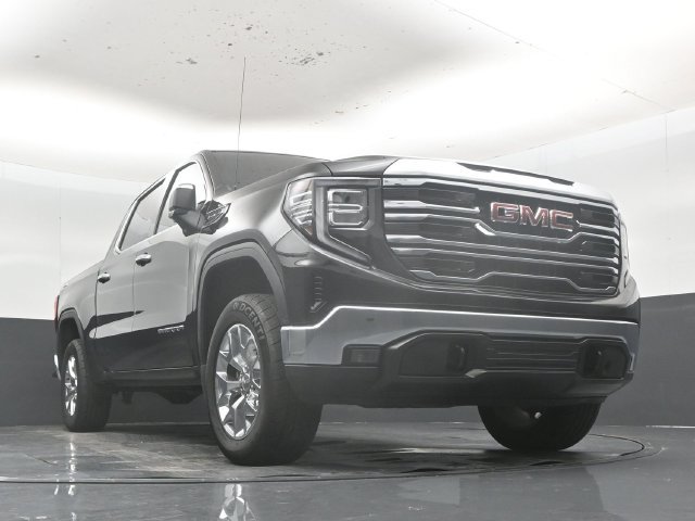 Used 2024 GMC Sierra 1500 SLT AWD/4WD image 57