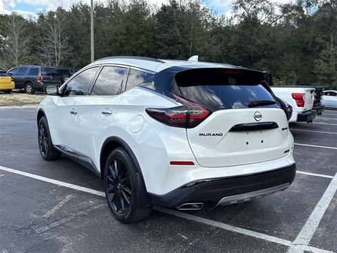 Certified 2024 Nissan Murano SV w/ SV Midnight Edition Package image 11