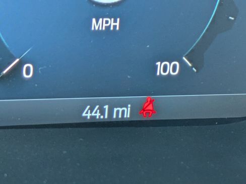 New 2026 Ford F250 Lariat w/ Black Appearance Package image 32