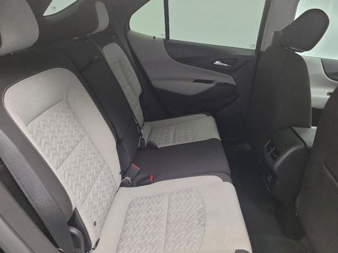 Used 2024 Chevrolet Equinox LT image 19
