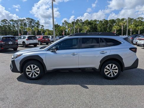 Certified 2023 Subaru Outback Premium AWD/4WD image 7