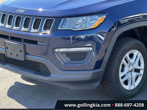 Used 2018 Jeep Compass Sport AWD/4WD image 6