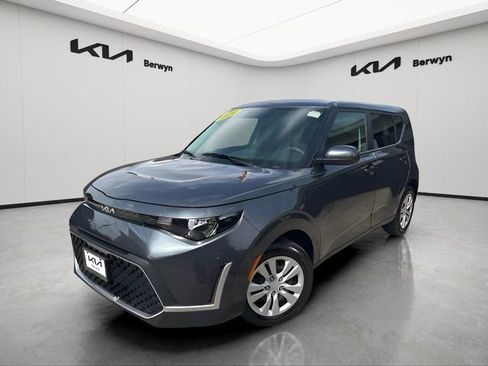 Certified 2024 Kia Soul LX image 1
