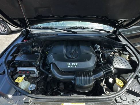 Used 2012 Jeep Grand Cherokee Laredo AWD/4WD image 34
