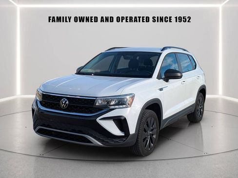 Certified 2023 Volkswagen Taos S FWD image 2