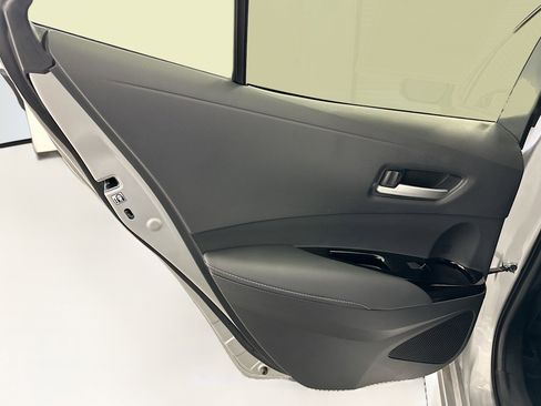 Used 2025 Toyota Corolla Hatchback image 27