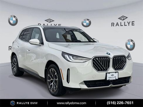 Certified 2025 BMW X3 xDrive30i w/ Premium Package image 1