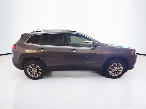 Used 2019 Jeep Cherokee Latitude Plus w/ Cold Weather Group image 10