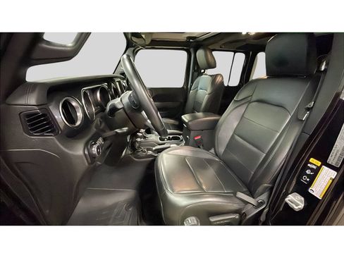 Used 2021 Jeep Wrangler Unlimited Sahara AWD/4WD image 11