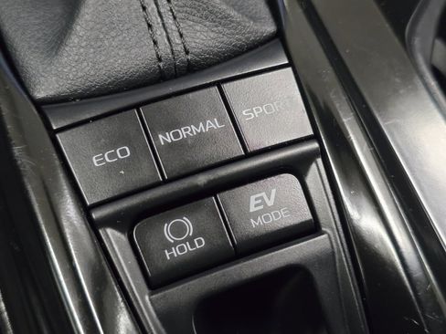 Certified 2025 Toyota Camry LE FWD image 6