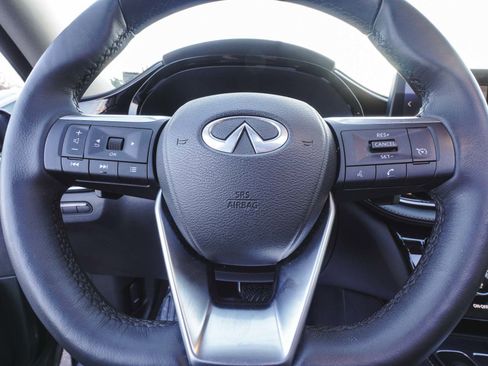 Used 2025 INFINITI QX60 Pure w/ Cargo Package image 24