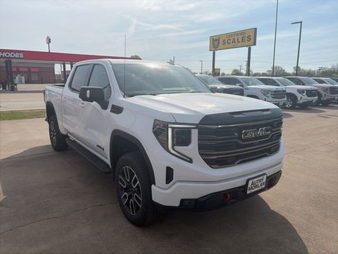 New 2026 GMC Sierra 1500 AT4 image 8