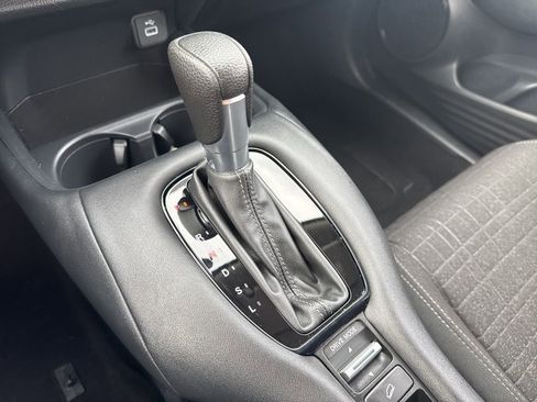 Certified 2023 Honda HR-V LX image 27