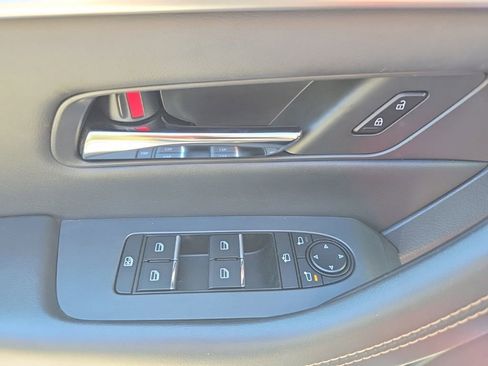 Used 2025 MAZDA CX-90 3.3 Turbo S w/ Premium Package image 21