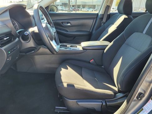 Used 2023 Nissan Sentra SV image 15