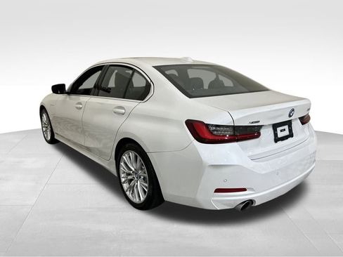 Used 2024 BMW 330e xDrive image 26