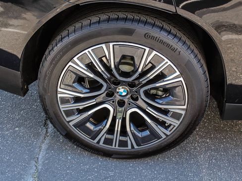 Used 2025 BMW X3 xDrive30i w/ Premium Package image 8