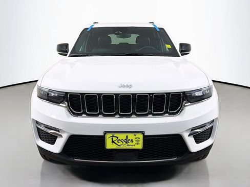 Used 2024 Jeep Grand Cherokee Limited w/ Trailer Tow Package AWD/4WD image 2