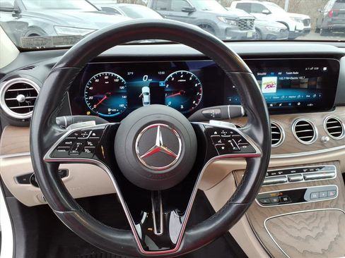 Used 2021 Mercedes-Benz E 350 4MATIC Sedan image 15
