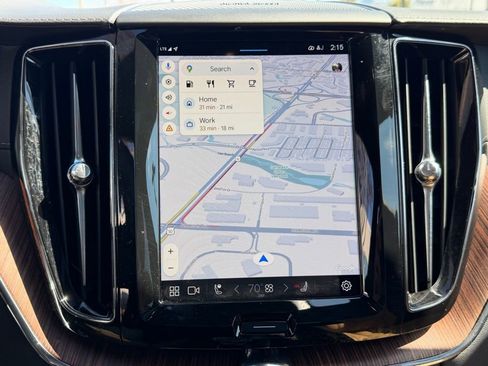 Used 2024 Volvo XC60 B5 Ultimate w/ Protection Package Premier image 23