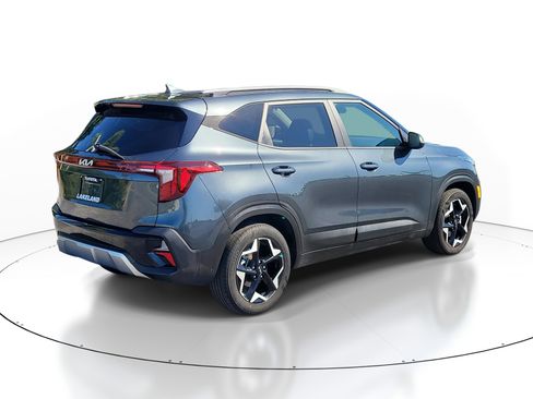 Used 2025 Kia Seltos S FWD image 7