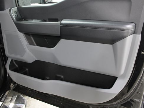 Used 2025 Ford F250 XLT AWD/4WD image 24