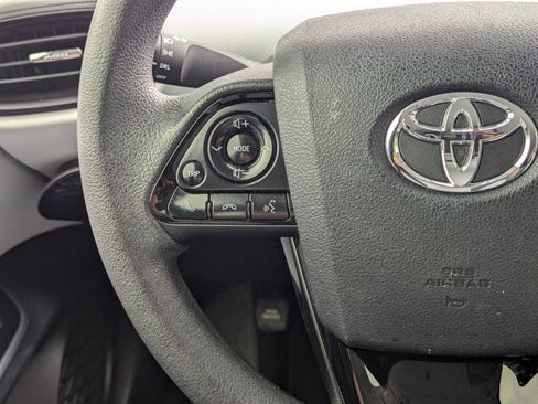 Used 2019 Toyota Prius LE image 21
