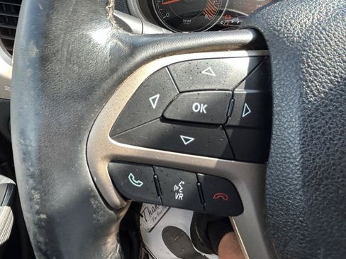 Used 2015 Jeep Cherokee Limited AWD/4WD image 18