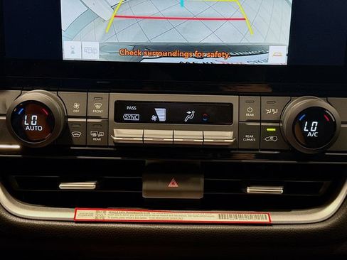 Certified 2025 Toyota Grand Highlander FWD image 13