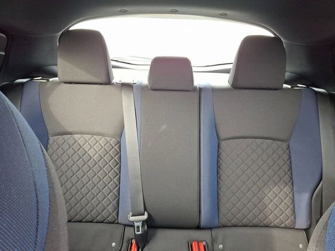 Used 2022 Toyota C-HR XLE image 20