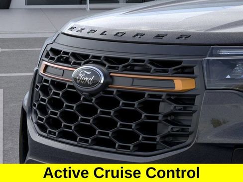 New 2026 Ford Explorer Tremor w/ Tremor Convenience Package image 17