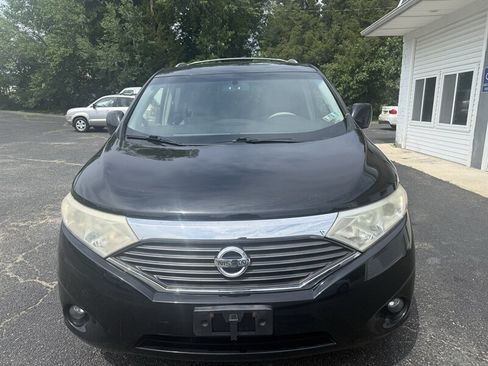 Used 2016 Nissan Quest SV FWD image 2