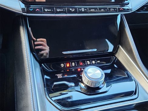 Used 2023 Jeep Wagoneer Series II image 22