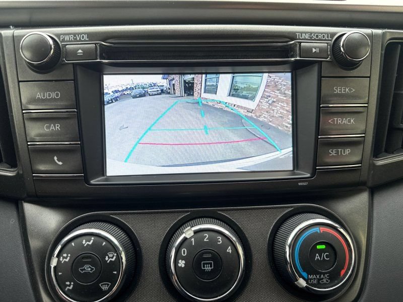 Used 2014 Toyota RAV4 LE AWD/4WD image 26