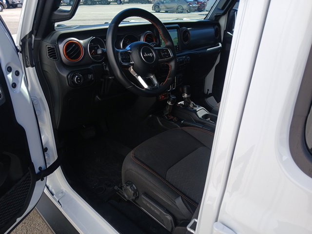 Used 2023 Jeep Gladiator Mojave AWD/4WD image 47