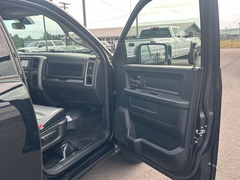 Used 2023 RAM 1500 Tradesman AWD/4WD image 25