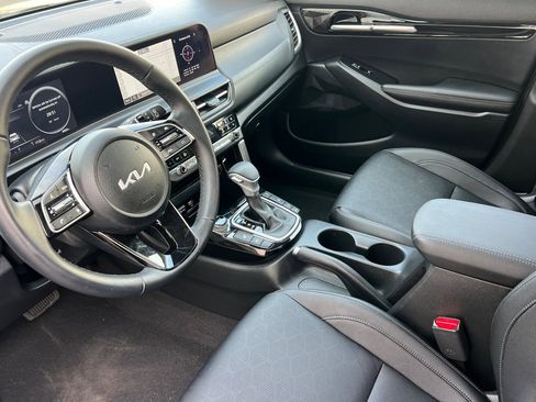 Used 2026 Kia Seltos EX w/ EX Sunroof Package image 10