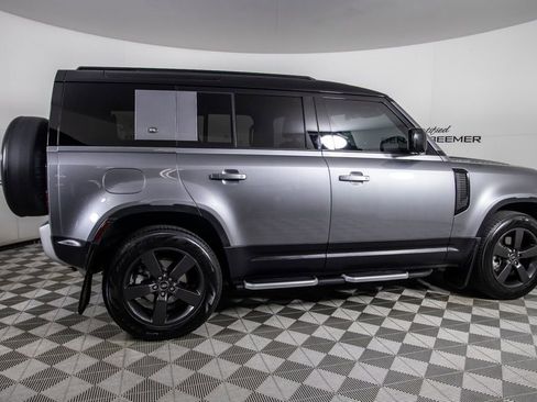Used 2023 Land Rover Defender 110 S AWD/4WD image 11