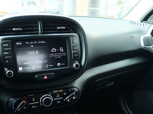 Used 2024 Kia Soul LX w/ Option Group 015 image 43