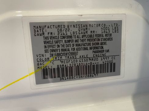 Used 2022 Nissan Sentra SV w/ SV Premium Package image 16