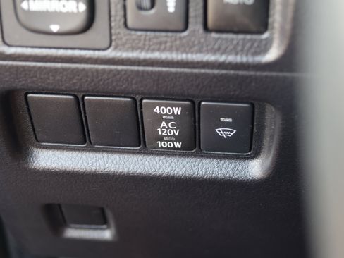 Used 2022 Toyota 4Runner SR5 Premium w/ Moonroof Package AWD/4WD image 15