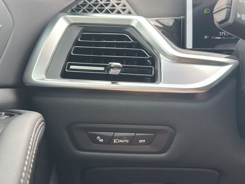 New 2026 BMW X5 xDrive40i w/ M Sport Package image 26