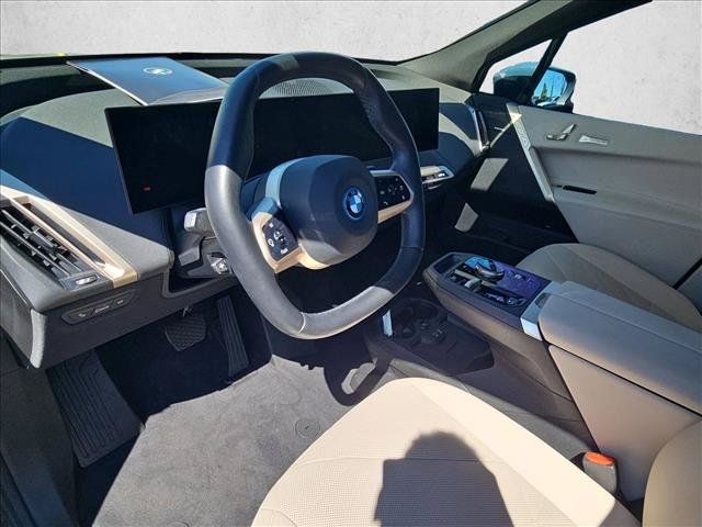 Certified 2024 BMW iX xDrive50 w/ Premium Package AWD/4WD image 10