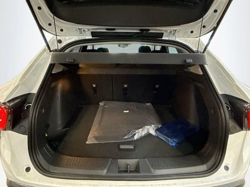 New 2026 Chevrolet Trax LT w/ Driver Confidence Package image 25