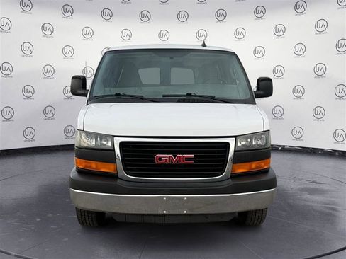 Used 2016 GMC Savana 3500 LT w/ LT Preferred Equipment Group image 8