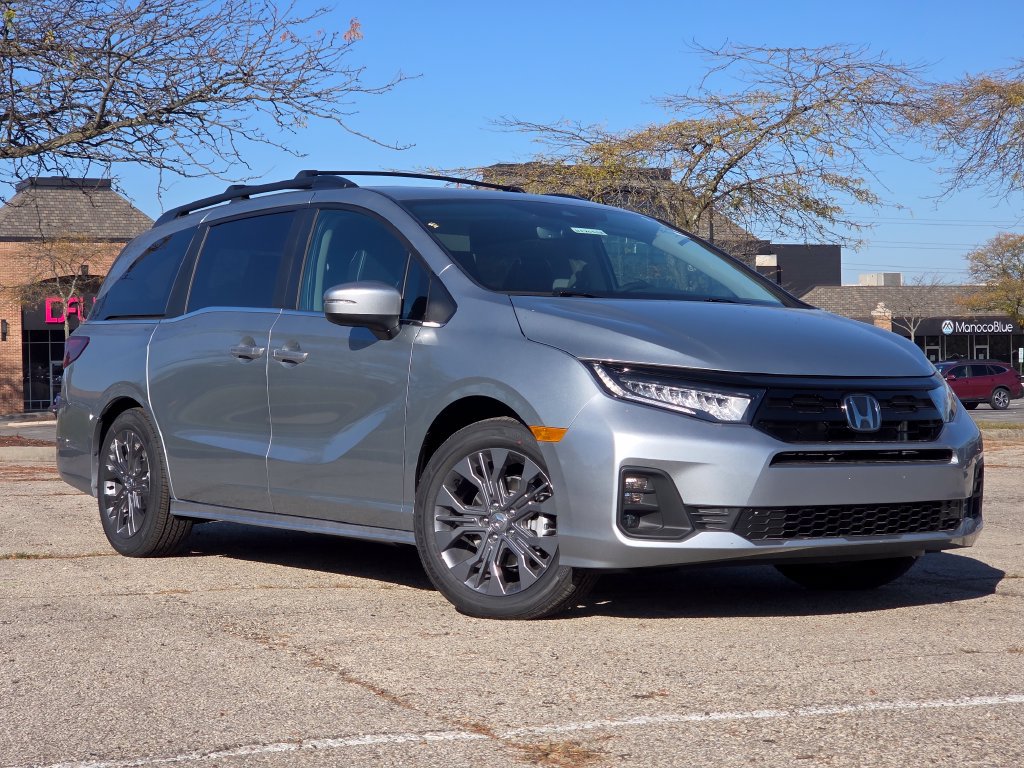 New 2027 Honda Odyssey Touring image 2